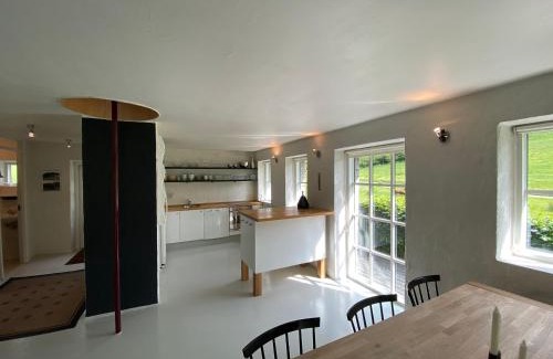 Skanderborg House | Stenhuset i Pilbrodalen