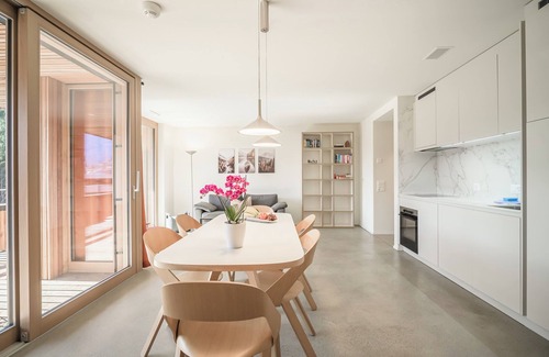 Flims Apartment | Stenna Sulegliada - bright and modern 3.5 room apartment for 4 people (58m2).
