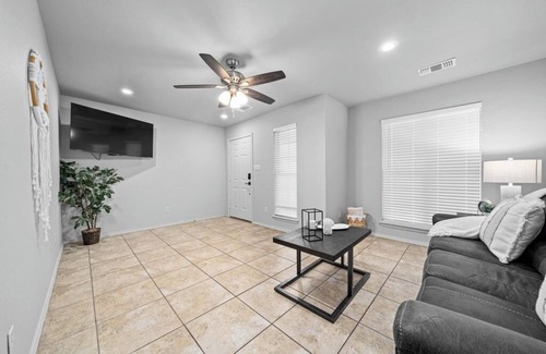 Fort Smith Apartment | Step into Modern! Lux, great location!
