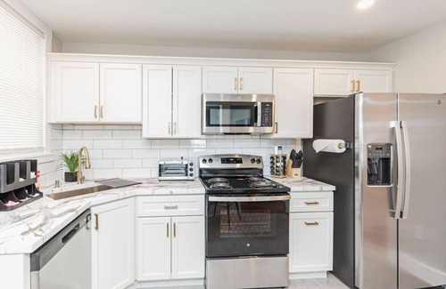 Mosby Apartment | Step into Style: Charming Blue Suede RVA Getaway!