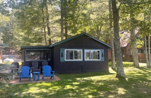 St Germain Cabin | Stepaway Vacation Rentals -LCR#4