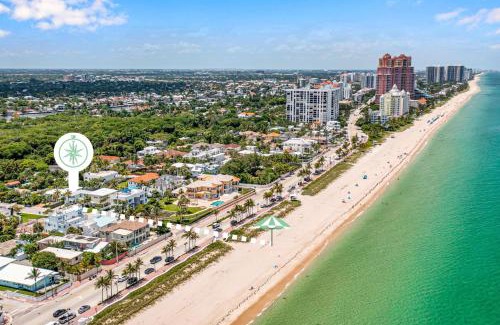 Birch Park Finger Streets House | Steps from Beach Heated Pool Gulf Stream Key RESlDENCES