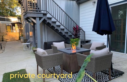Athens Condo | Steps from Restaurants, Bars & Health Campus
