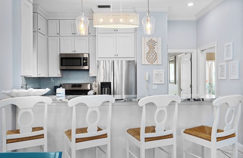 Crystal Shores House | Steps from the Beach, Pet Friendly!