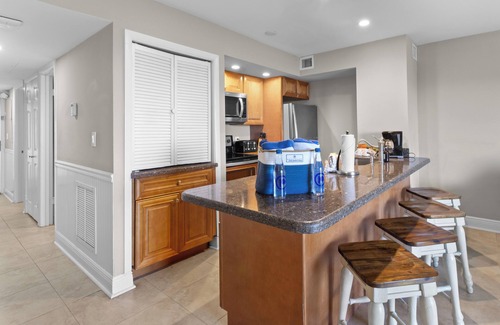 Tavernier Apartment | Steps From The Beach! 4 Ocean View Units, Outdoor Pool, Near Ocean Reef Club!