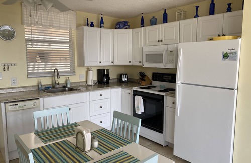 Bonita Shores Condo | STEPS TO BEACH! ENJOY THE BEACH OR POOLS!