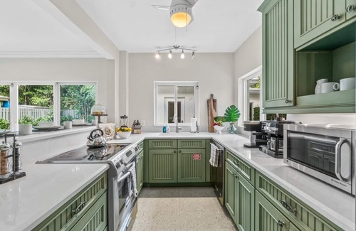 Birch Park Finger Streets House | Steps to Beach Heated Pool Sugar Key Resldences
