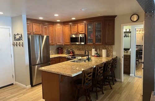 Mammoth Lakes Condo | Steps to Canyon Lodge at St. Anton Comfy Condo.