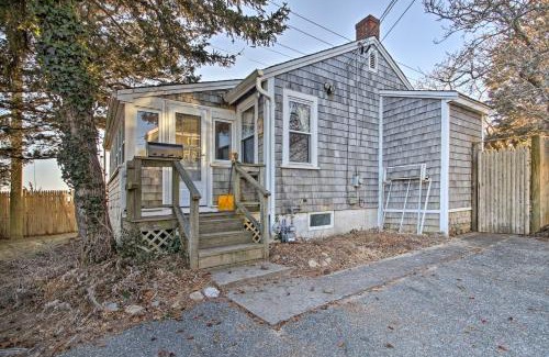 Buzzards Bay House | Steps to Cape Cod Canal Buzzards Bay Home