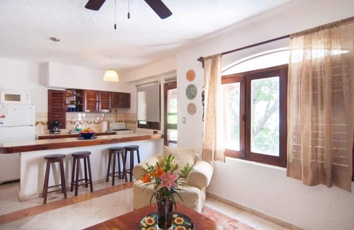Gonzalo Guerrero Apartment | Steps to Mamitas Beach, Private Terrace & 5th Ave