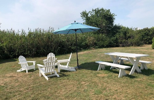 Falmouth House | Steps to Ocean Beach, Walk to Falmouth Village, Renovated!