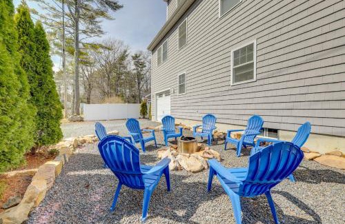 York Beach House | Steps to Short Sand Beach Retreat with Game Room!