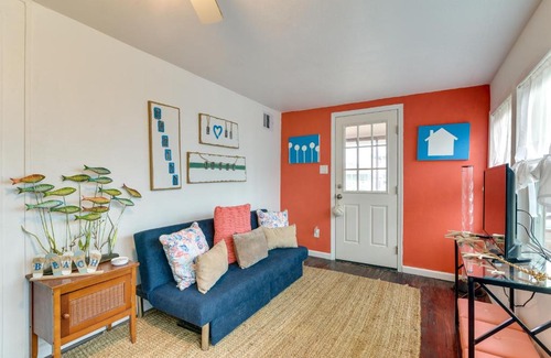 Surfside Beach House | Steps to Surfside Beach Home with Deck and Fire Pit!