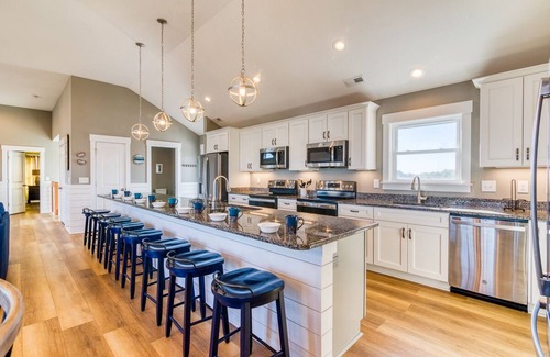 Pine Island House | Steps to the beach and loads of community amenities in Pine Island!