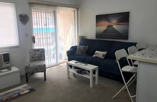 Southend Condo | Steps to the beach - - minutes to the Casinos!