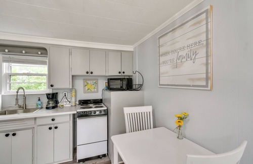 Houghton Lake Apartment | Steps to Water: Houghton Lake Cottage!