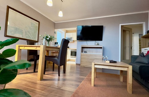 Horumersiel Apartment | "Steuerbord vacation apartment: your retreat for 4 in idyllic Horumersiel!"