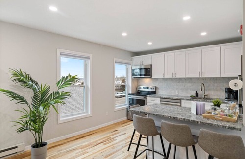Mystic - New London Apartment | Stevedore Landing-#3 · walk downtown Mystic · train · aquarium