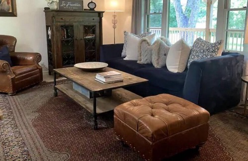 Franklin House | Still Heart Hollow Farm: A Leipers Fork Gem