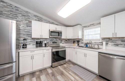 Williamstown House | Stillwater Hollow - For 8