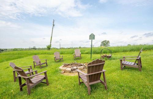 Williamstown House | Stillwater Hollow - For 8