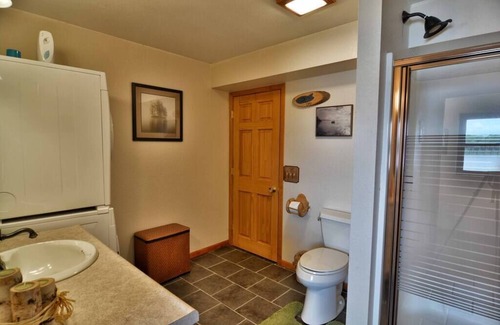 Clam Lake House | Stillwater Lodge-Buffalo Lake