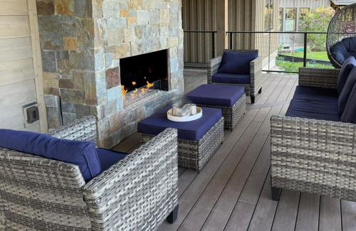 Dover Bay House | StillWater Retreat