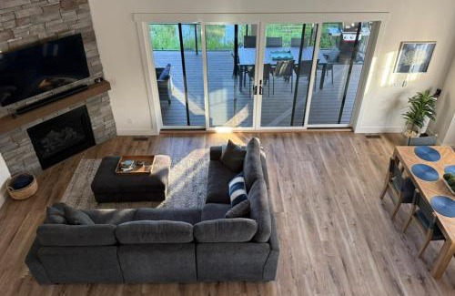 Dover Bay House | StillWater Retreat