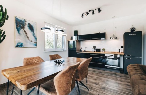 Suedvorstadt Apartment | Stilvolle 4-Raumwohnung in zentraler Lage