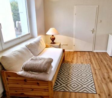 Hackenheim Apartment | Stilvolle, gemütliche und haustierfreundliche Wohnung