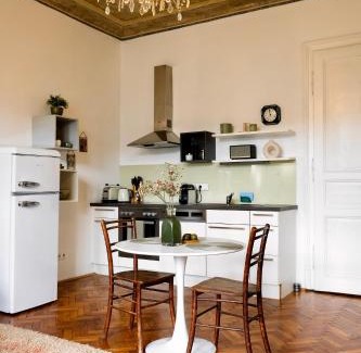 Lend Apartment | Stilvolles Apartment in zentraler Lage mit Parkplatz