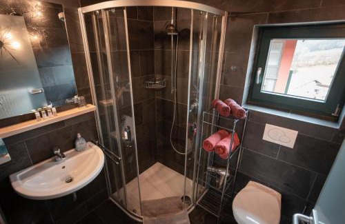 Blossersberg Ski Chalet | Stilvolles Chalet mit hauseigener Sauna & Whirlwanne