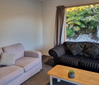 Stoke House | Stoke's Cosy Cottage