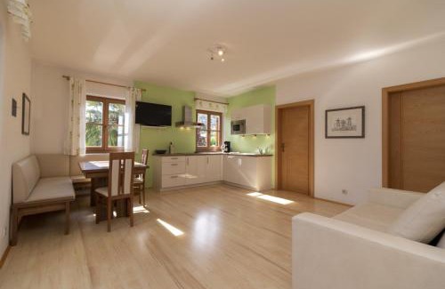Caldaro Sulla Strada del Vino House | Stompferhof Familienapartment