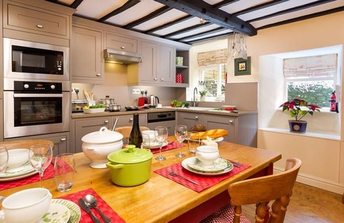 Grasmere Cottage | STONE BECK, pet friendly, with a garden in Grasmere