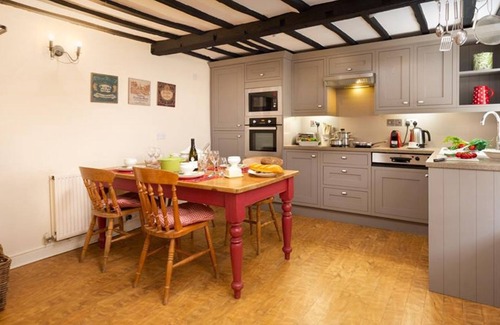 Grasmere Cottage | STONE BECK, pet friendly, with a garden in Grasmere
