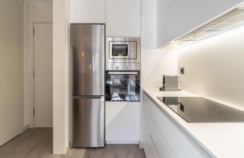 Benasque Apartment | Stone Chalet near Benasque and Scenic Lake
