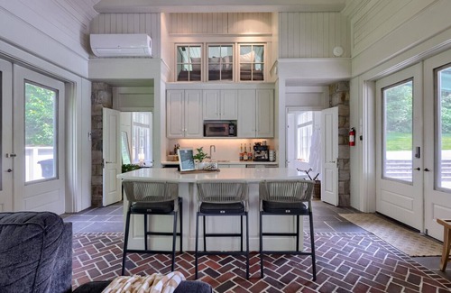 Wrightsville Cottage | Stone Cottage at Roundtop Estate couples Retreat