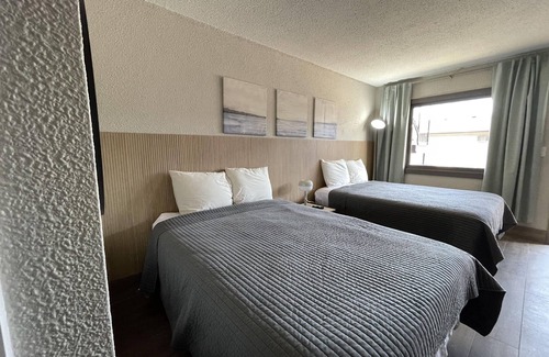 Worth Hotel | Stone Creek Inn