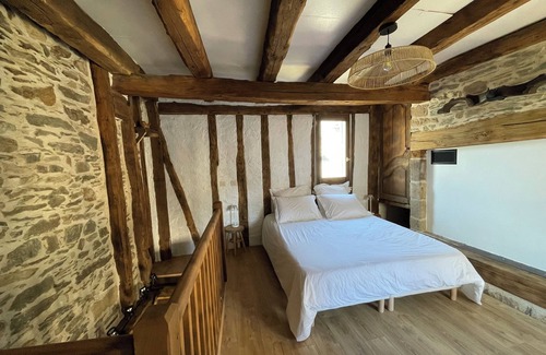 Donzenac House | Stone house 4 persons Animals accepted