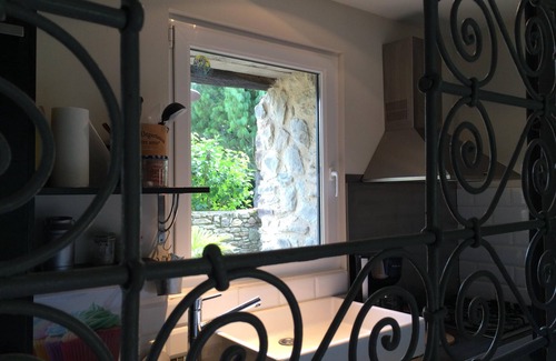 Dragey-Ronthon Cottage | Stone house in the Bay of Mont St Michel
