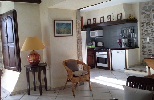 Naves House | Stone house in the countryside in classified village