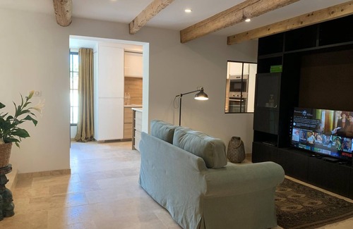 Fontvieille House | Stone house in the heart of the village with pool and garden, Provence charm