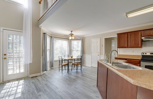 Stone Mountain House | Stone Mountain Vacation Rental with Deck!