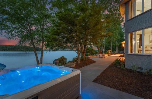Mayhew House | Stone Point Overlook