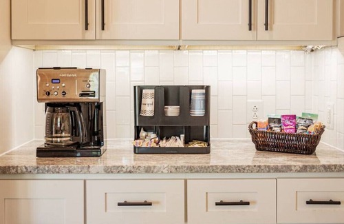 Dunean House | Stone's Throw Ranch 3mi to Downtown + Pet Friendly