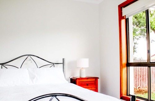 Port Macdonnell House | Stone Throw