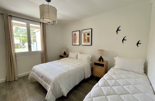 La Roque-sur-Pernes House | Stone villa in the heart of Provence.