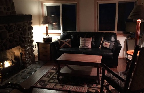 Rogers City Cottage | Stonecliffe Cottage on Lake Huron