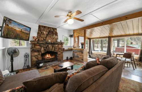 Big Bear Lake House | StoneHauz was built in 1926! It's a REAL CABIN!